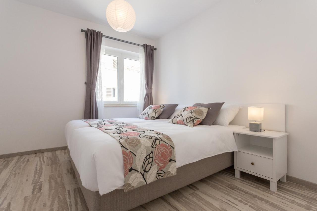 Apartments Oleander Sea View ซัฟทัท ภายนอก รูปภาพ