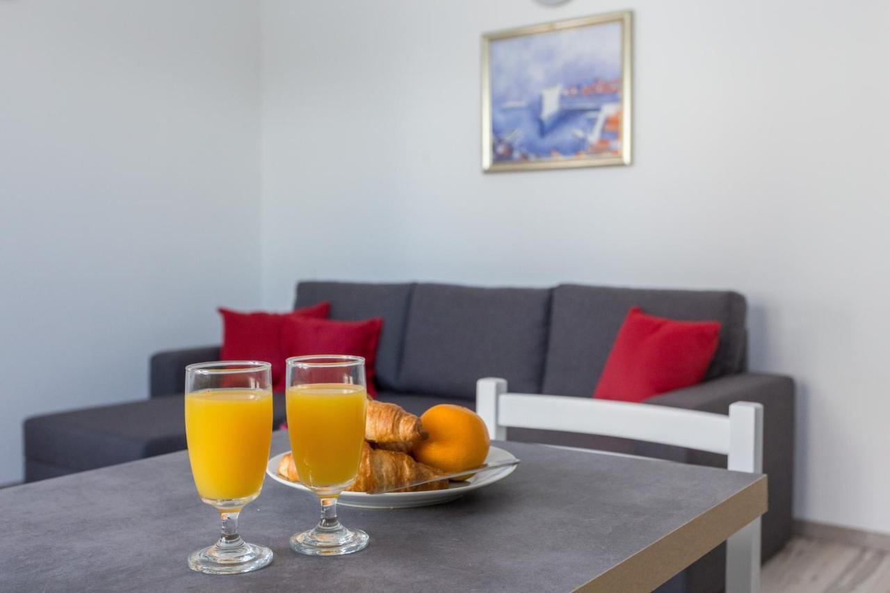Apartments Oleander Sea View ซัฟทัท ภายนอก รูปภาพ